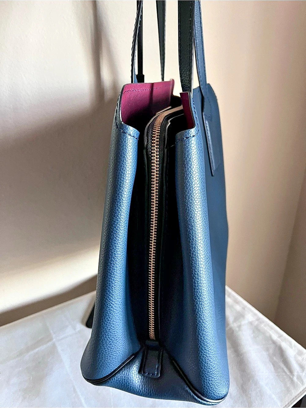 Marc Jacobs The Editor Leather Tote in Dark Teal & Red - Picture 6 of 13